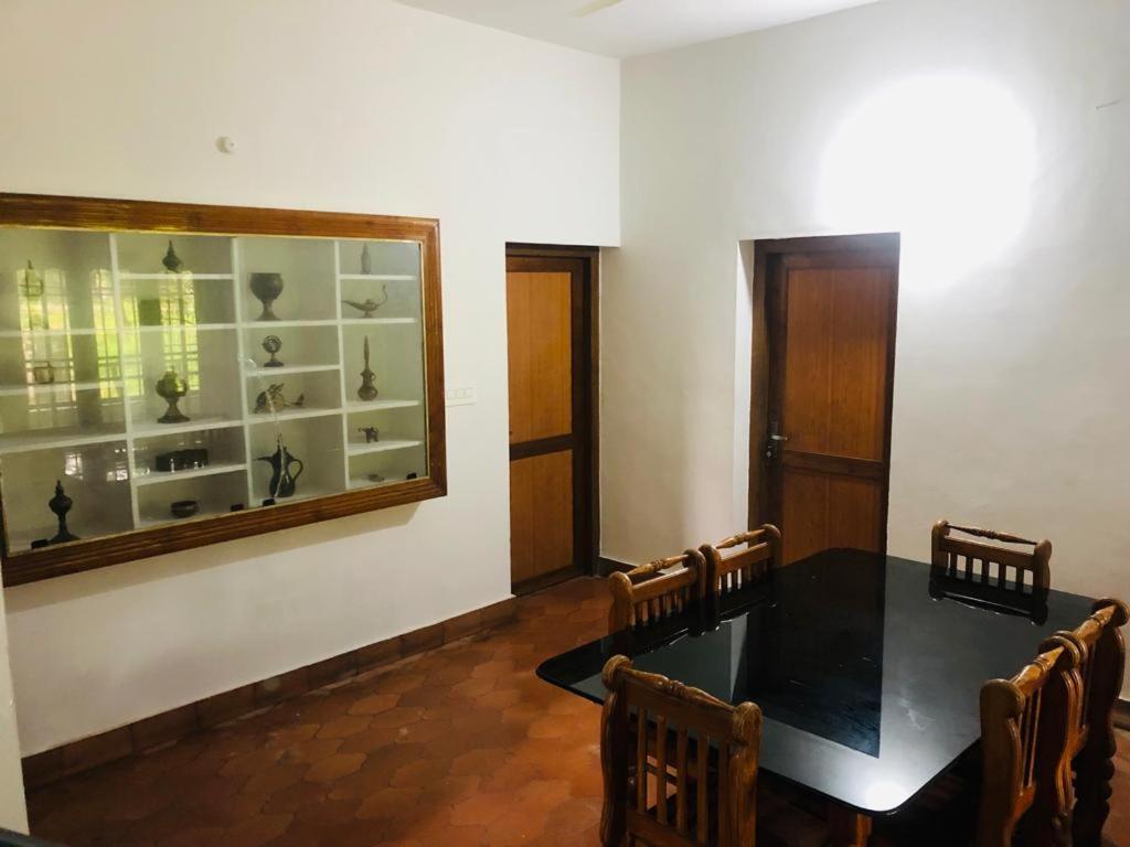 Nilambūr H Villa מראה חיצוני תמונה