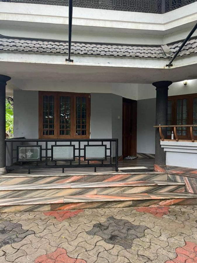 Nilambūr H Villa מראה חיצוני תמונה